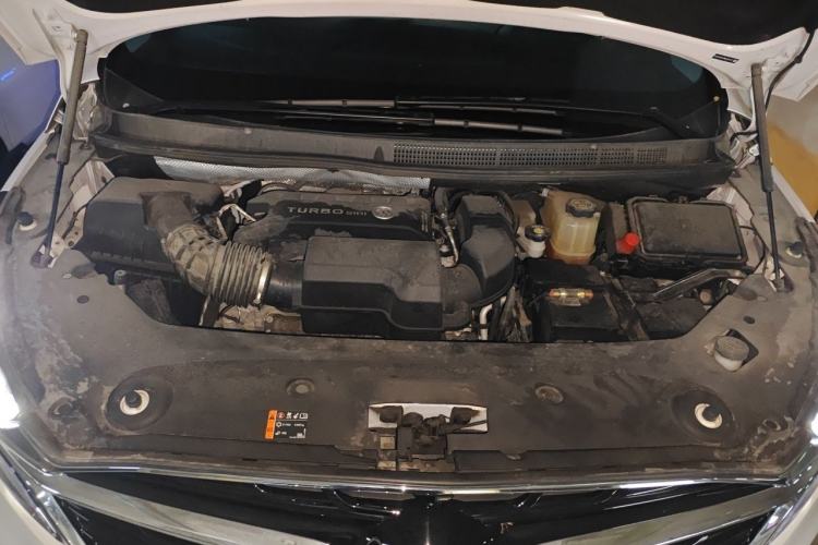 Used Buick GL8 2021 ES Land Cruiser 653T Luxury Edition Engine Bay