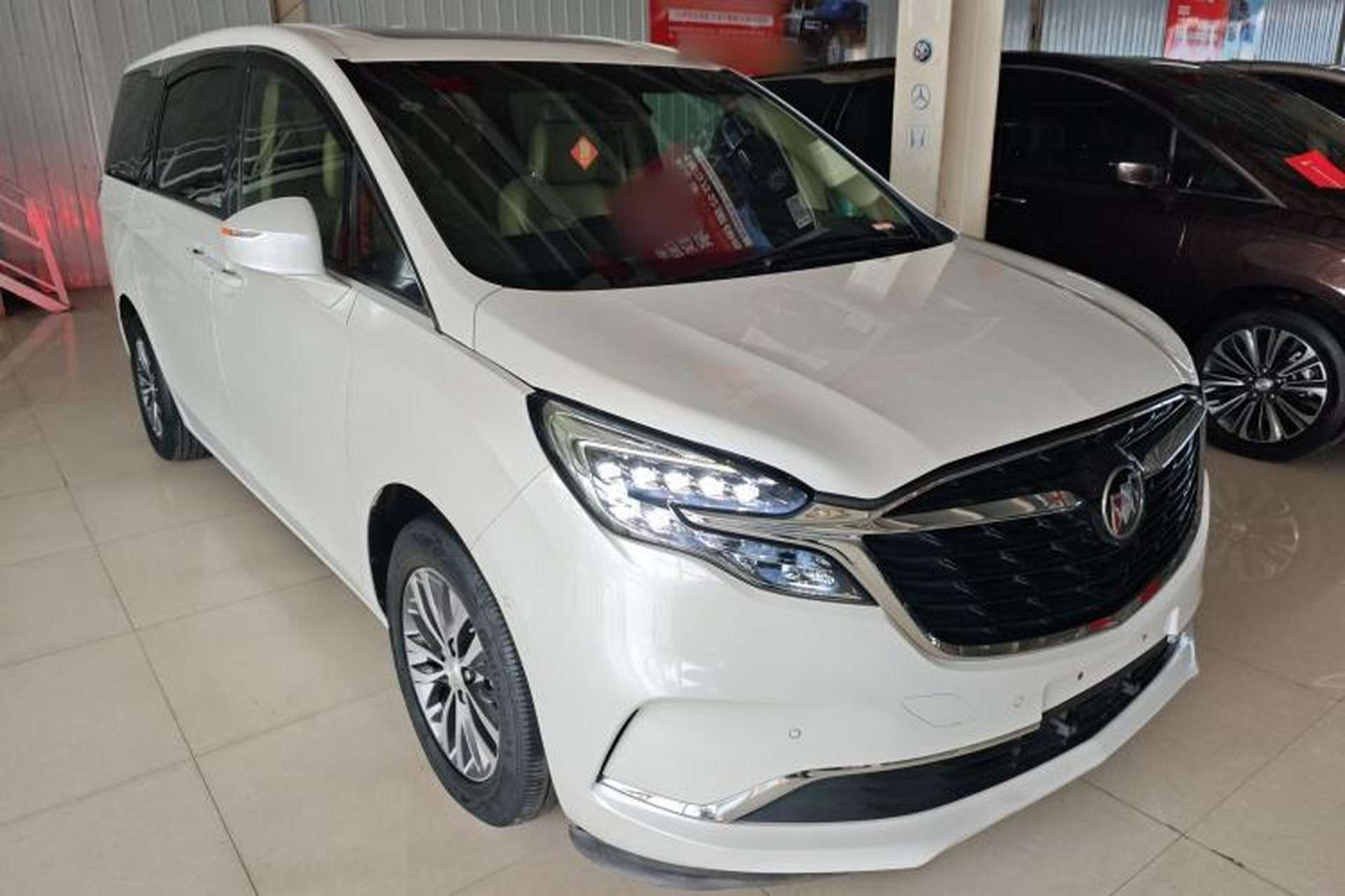 Used Buick GL8 2021 ES Land Cruiser 653T Luxury Edition Exterior 1