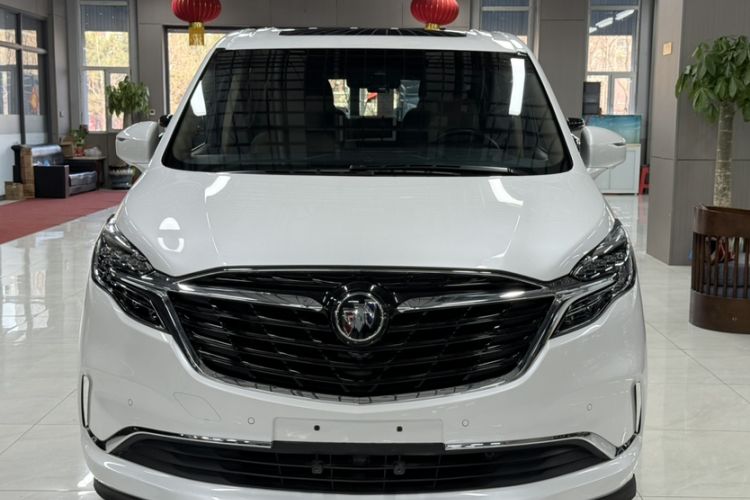 Used Buick GL8 2021 ES Landtrek 653T Luxury Model Exterior 2