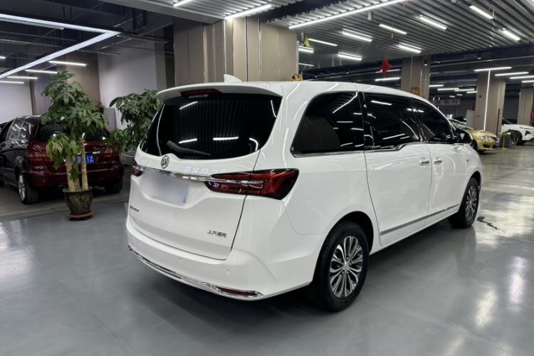 Used Buick GL8 2021 Land Cruiser Executive Class 652T Luxury Model Exterior 2