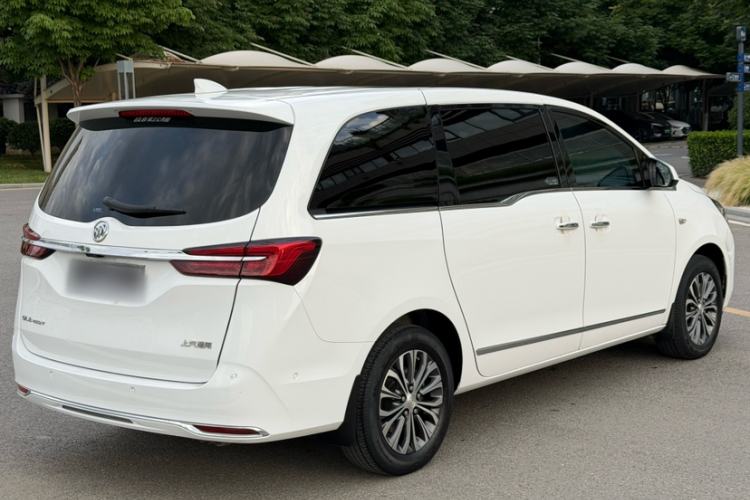 Used Buick GL8 2021 Land Cruiser Executive 652T Premium Model Exterior 2