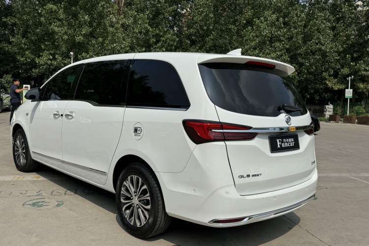 Used Buick GL8 2021 Land Cruiser Executive Class 652T Smart Luxury Model Exterior 3