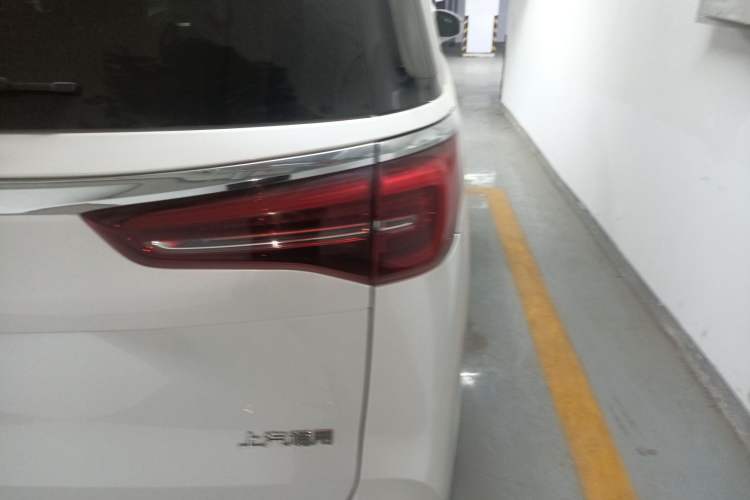 Used Buick GL8 2021 ES Land Cruiser 653T Luxury Edition Exterior 3