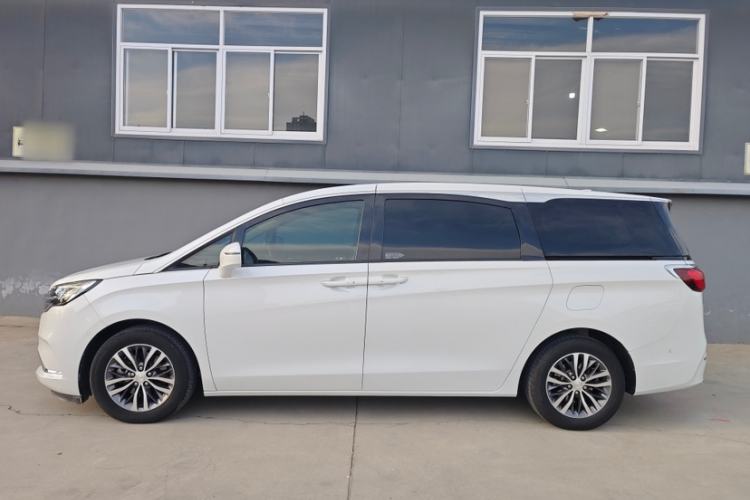 Used Buick GL8 2021 ES Land Cruiser 653T Luxury Edition Exterior 4