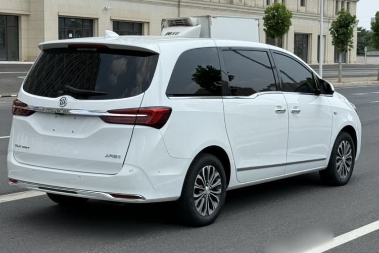 Used Buick GL8 2021 Land Cruiser Executive 652T Premium Model Exterior 5