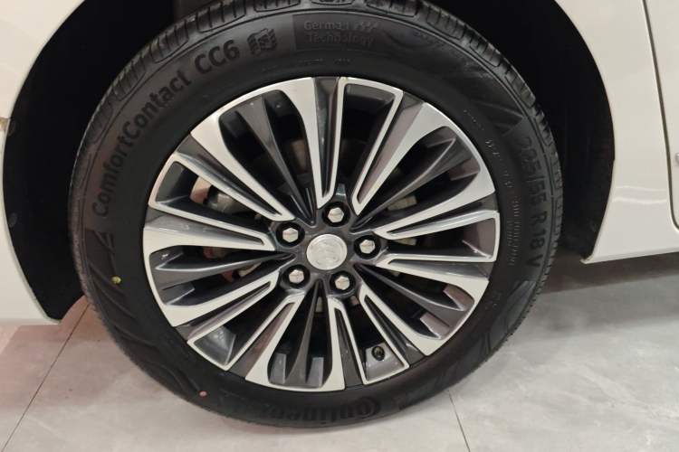 Used Buick GL8 2021 ES Land Cruiser 653T Flagship Model Exterior 5