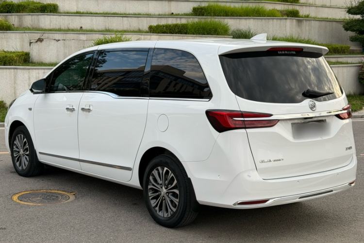 Used Buick GL8 2021 Land Cruiser Executive 652T Premium Model Exterior 5