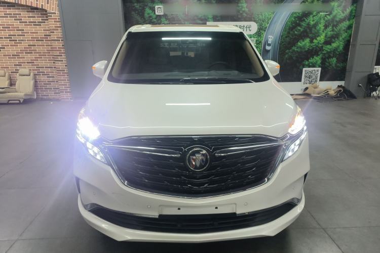 Used Buick GL8 2021 ES Landtrek 653T Luxury Model Front