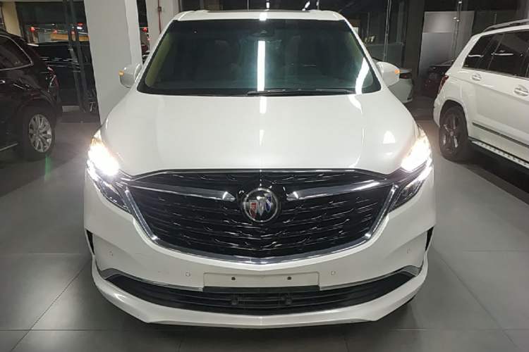 Used Buick GL8 2021 ES Landtrek 653T Luxury Model Front