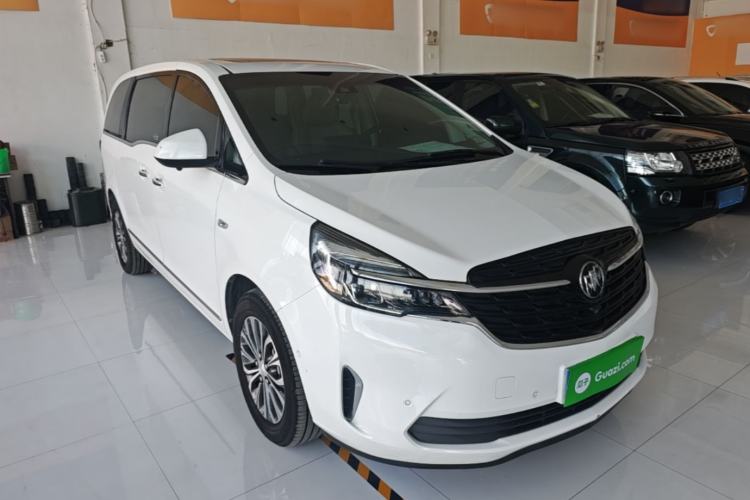 Used Buick GL8 2021 Land Cruiser Executive Class 652T Smart Luxury Model Front Right 45 Deg