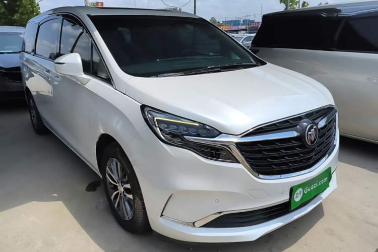 Used Buick GL8 2021 ES Land Cruiser 653T Luxury Edition Front Right 45 Deg