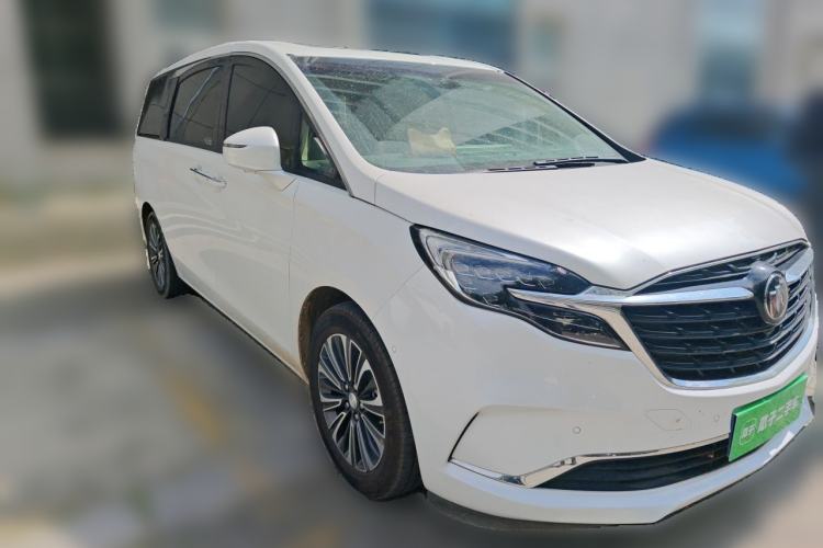 Used Buick GL8 2021 ES Landtrek 653T Smart Luxury Model Front Right 45 Deg