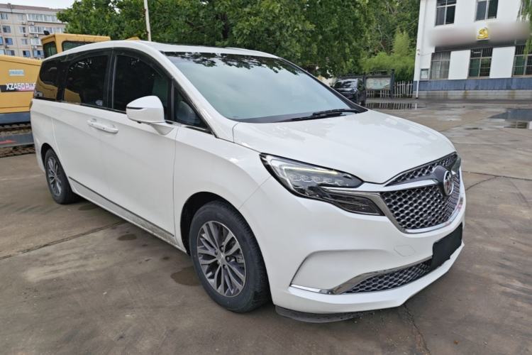 Used Buick GL8 2021 ES Landtrek 653T Comfort Edition Front Right 45 Deg
