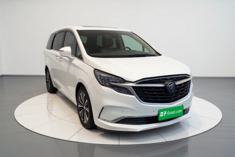 Used Buick GL8 2021 ES Landtrek 653T Luxury Model Front Right 45 Deg