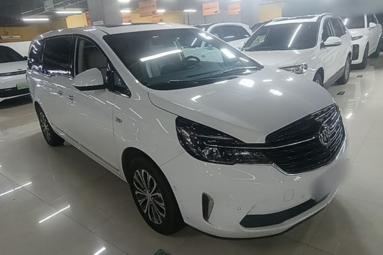 Used Buick GL8 2021 Land Cruiser Executive 652T Premium Model Front Right 45 Deg