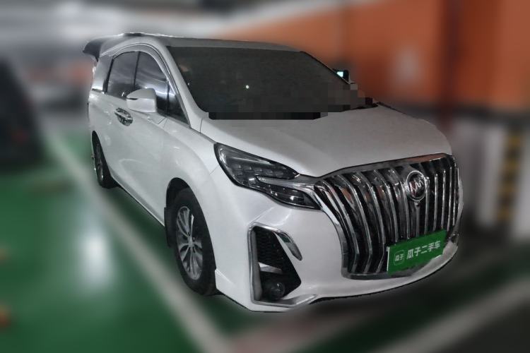 Used Buick GL8 2021 ES Landtrek 653T Comfort Edition Front Right 45 Deg