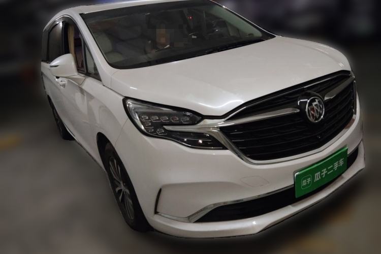 Used Buick GL8 2021 ES Landtrek 653T Comfort Edition Front Right 45 Deg