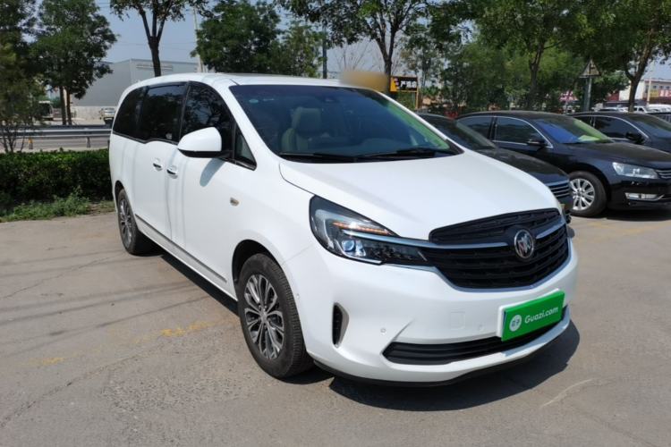 Used Buick GL8 2021 Land Cruiser Executive Class 652T Smart Luxury Model Front Right 45 Deg