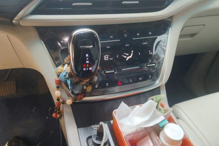 Used Buick GL8 2021 ES Landtrek 653T Comfort Edition Gear Lever