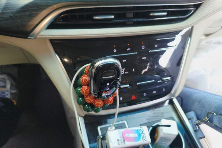Used Buick GL8 2021 ES Landtrek 653T Comfort Edition Gear Lever