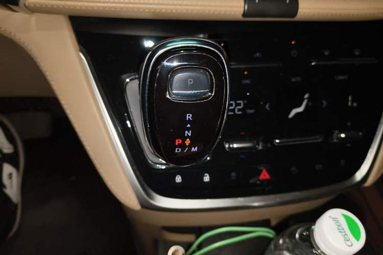 Used Buick GL8 2021 ES Land Cruiser 653T Luxury Edition Gear Lever