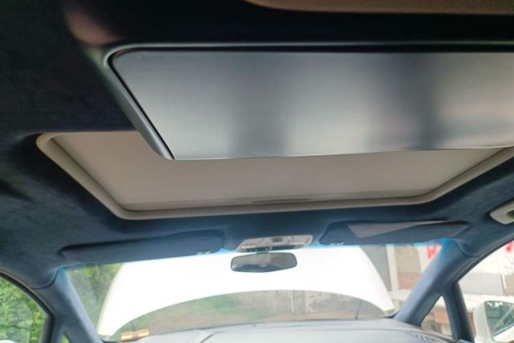 Used Buick GL8 2021 ES Landtrek 653T Comfort Edition Headliner