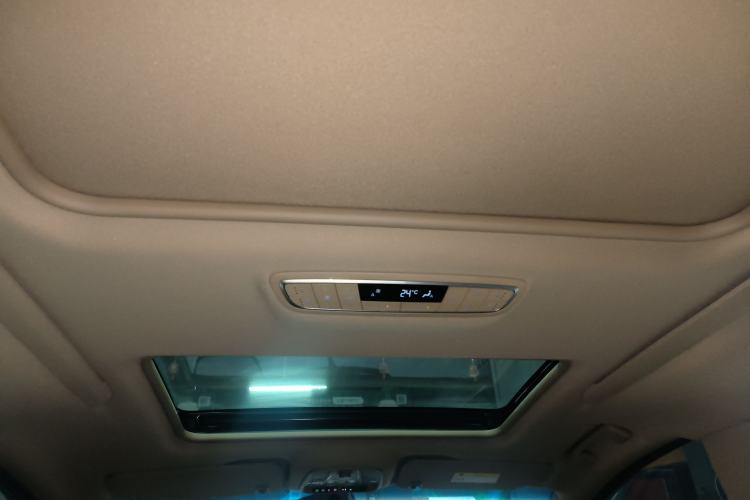 Used Buick GL8 2021 ES Landtrek 653T Luxury Model Headliner
