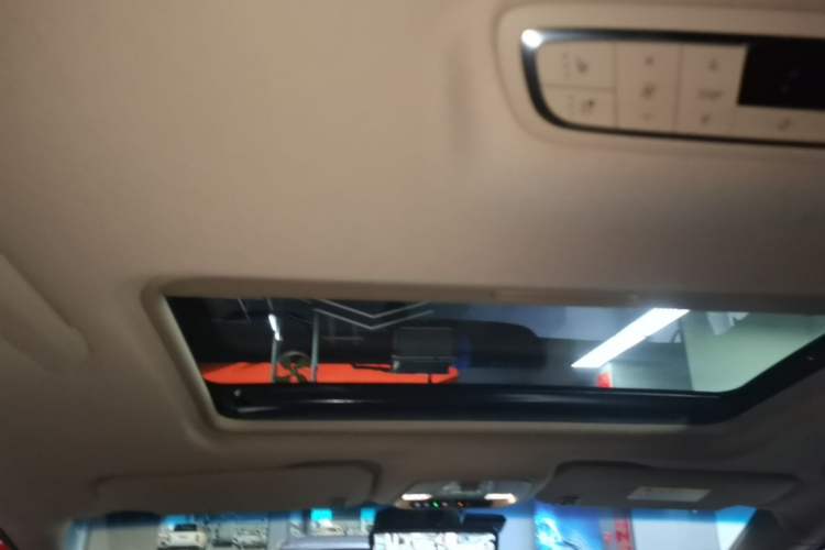 Used Buick GL8 2021 ES Land Cruiser 653T Flagship Model Headliner