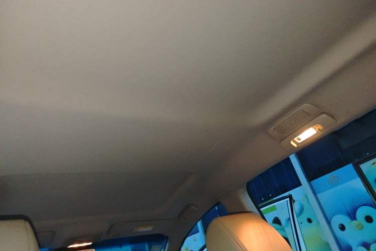 Used Buick GL8 2021 Land Cruiser Executive Class 652T Comfort Model Headliner