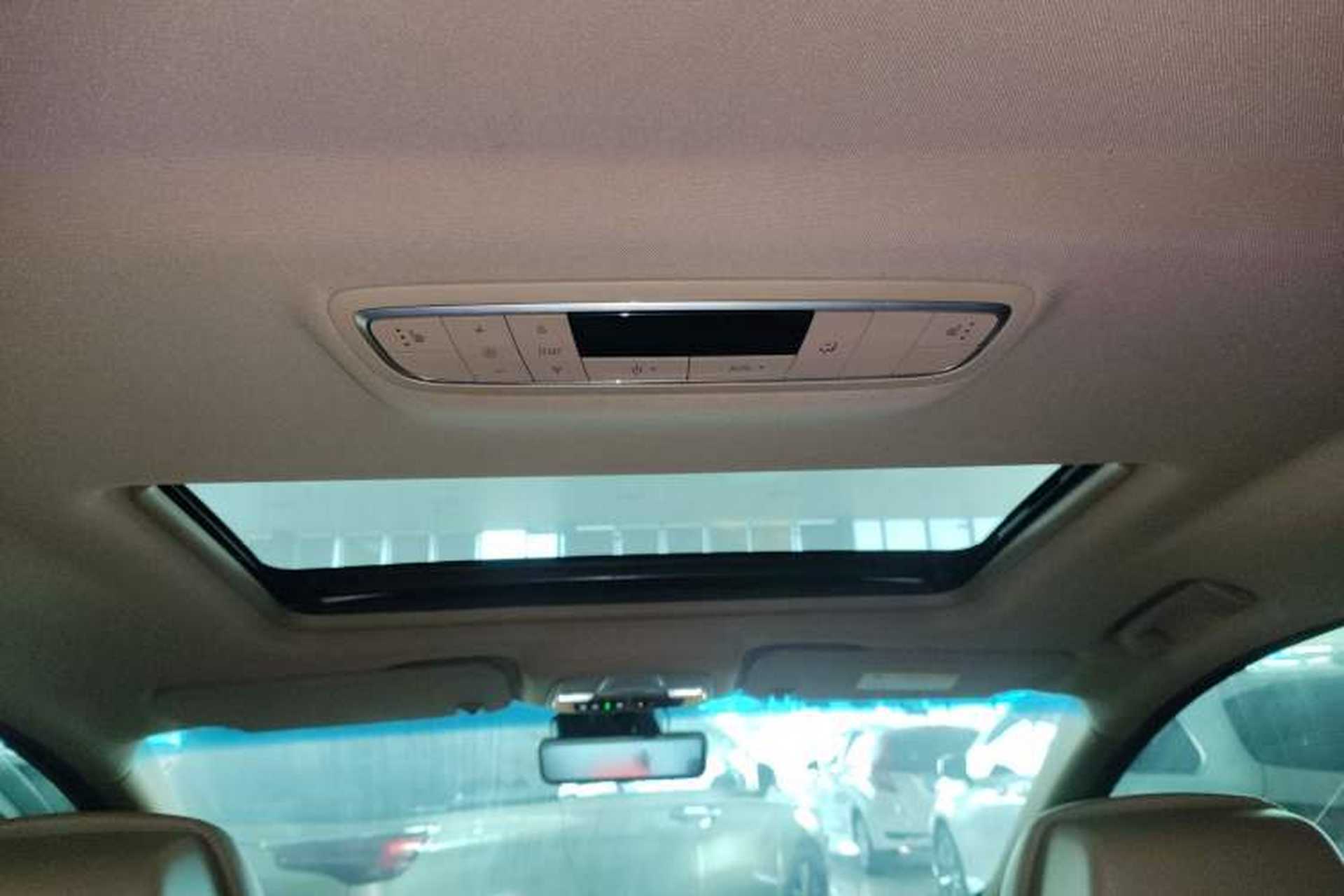 Used Buick GL8 2021 ES Land Cruiser 653T Luxury Edition Headliner