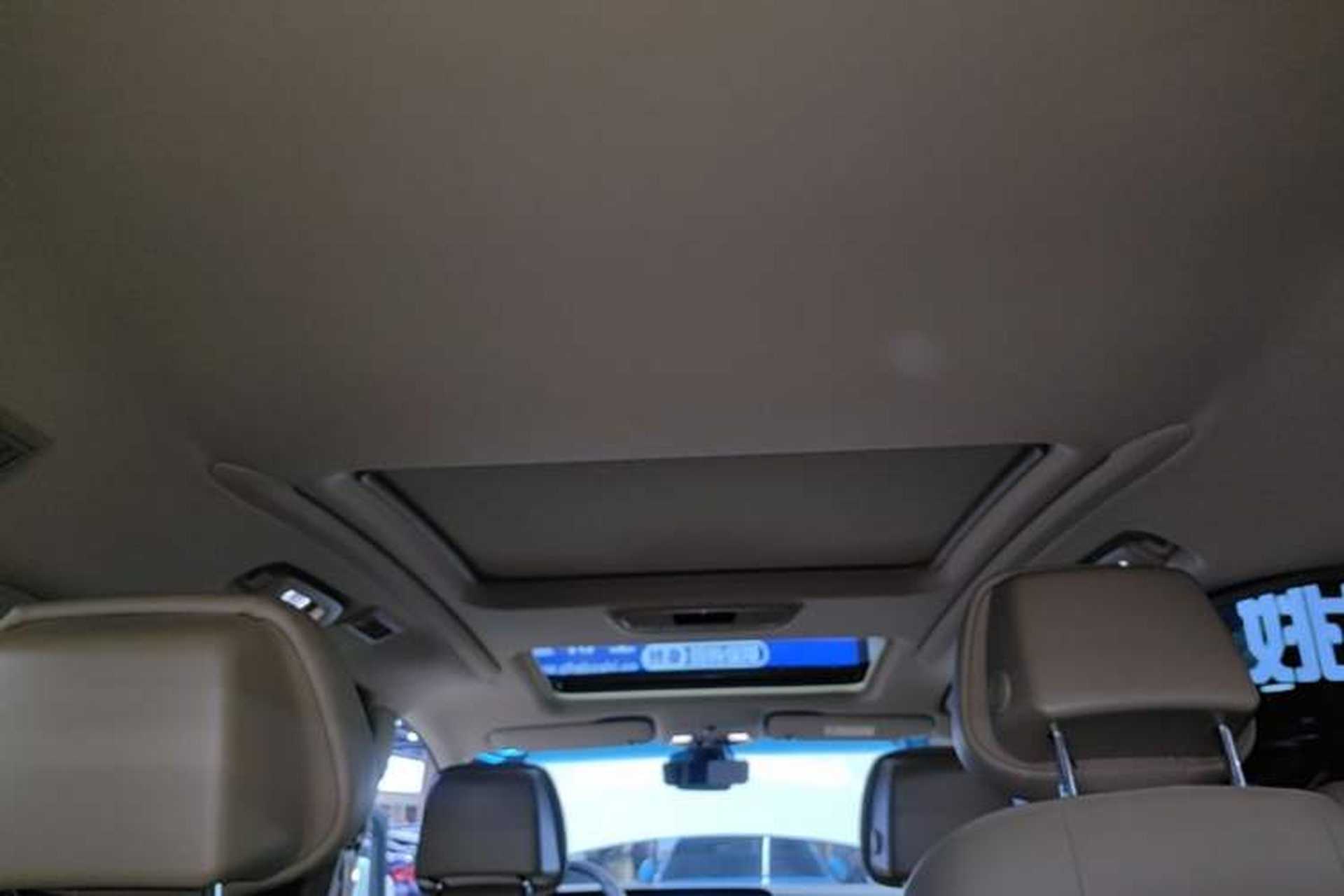 Used Buick GL8 2021 ES Landtrek 653T Luxury Model Headliner