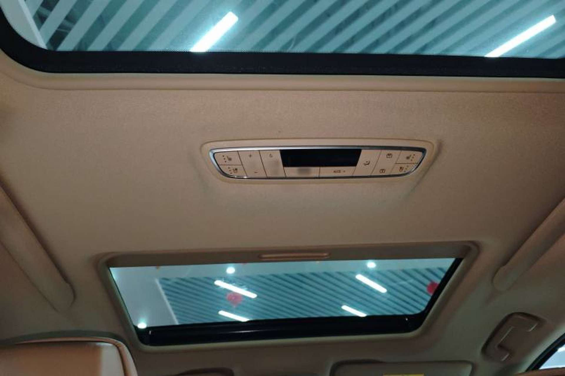 Used Buick GL8 2021 ES Land Cruiser 653T Flagship Model Headliner