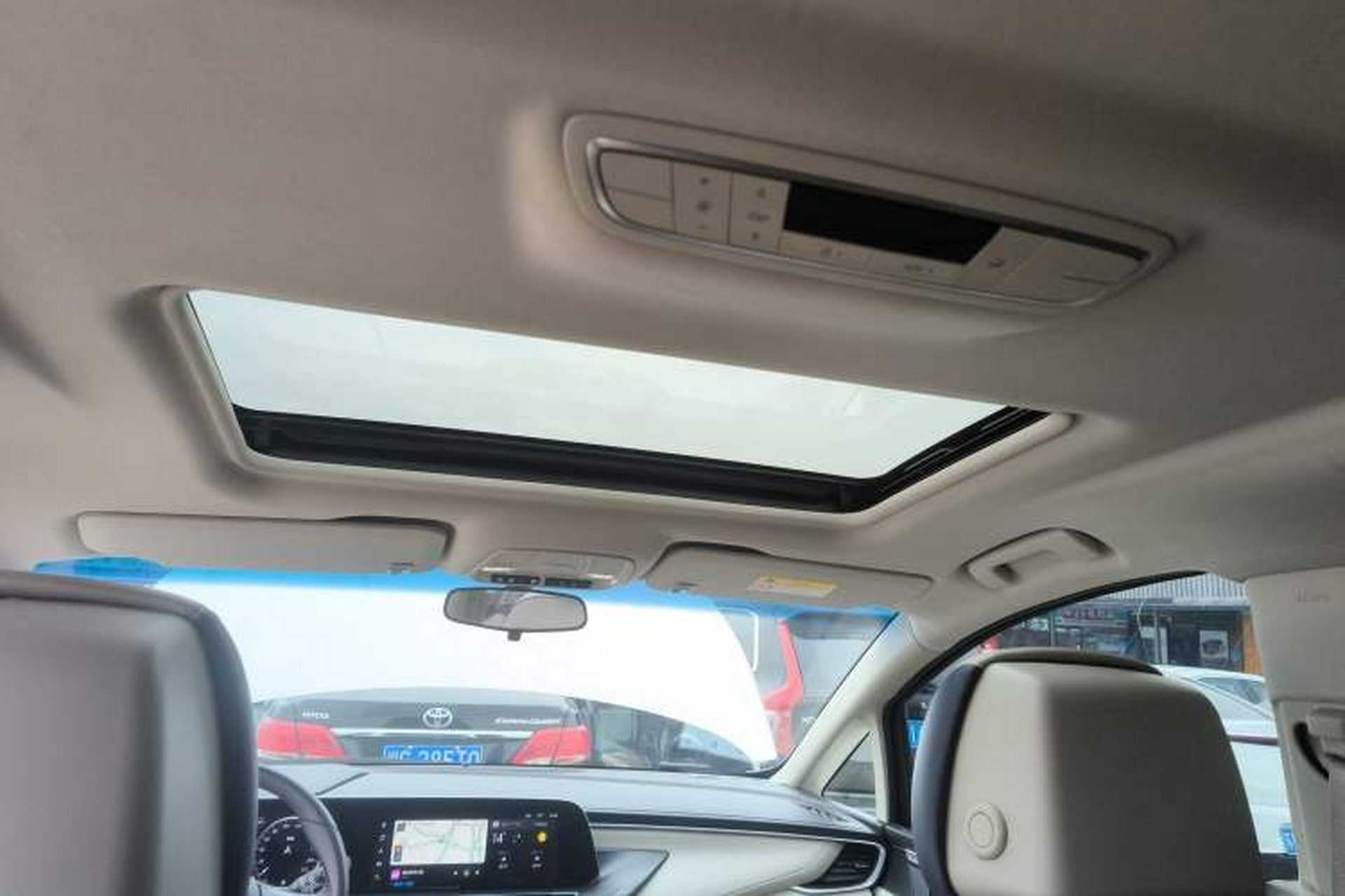 Used Buick GL8 2021 ES Landtrek 653T Comfort Edition Headliner