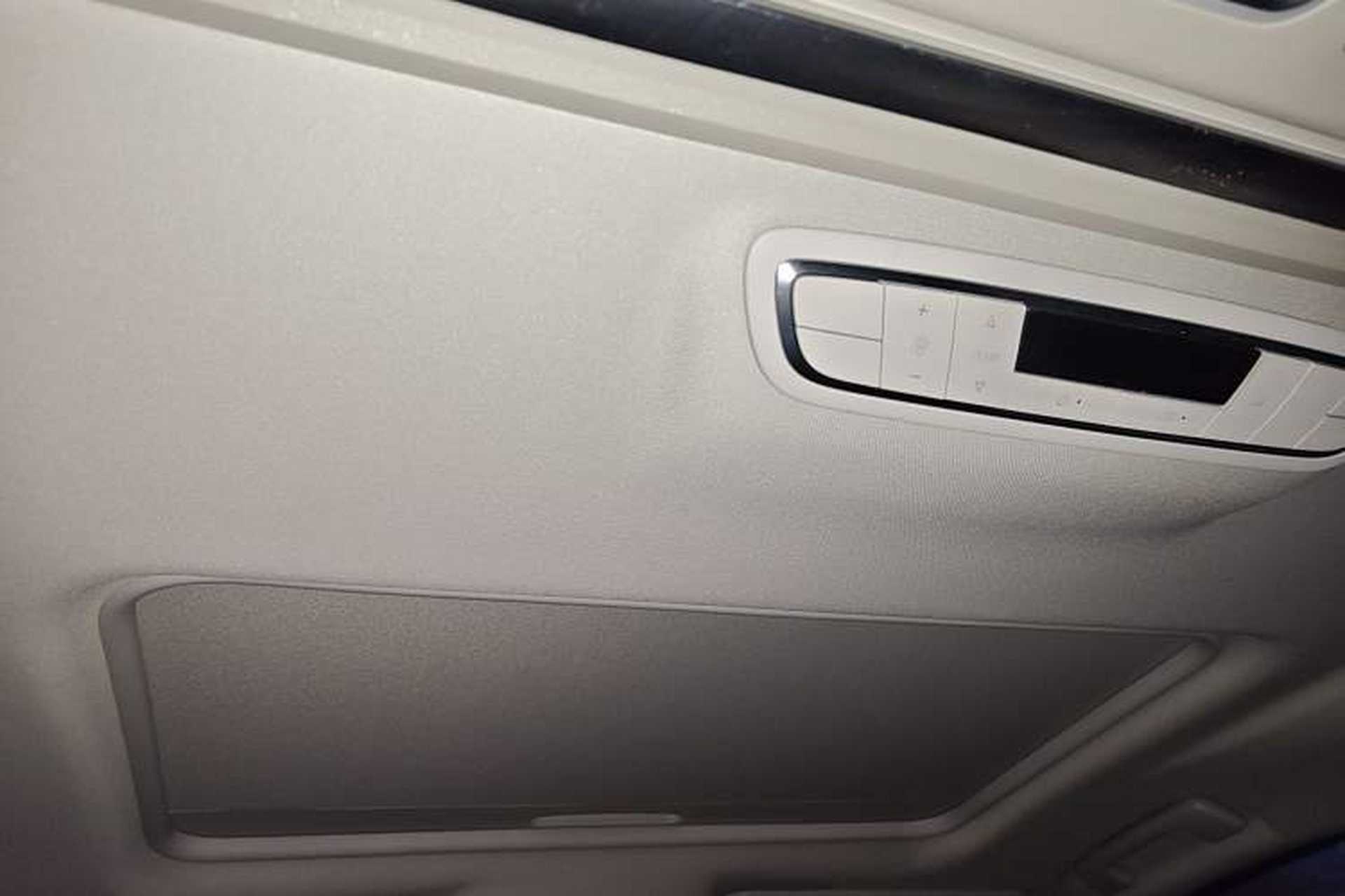 Used Buick GL8 2021 ES Landtrek 653T Comfort Edition Headliner