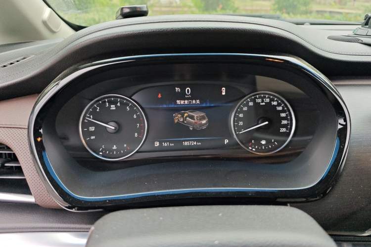 Used Buick GL8 2021 Land Cruiser Executive Class 652T Luxury Model Instrument Cluster