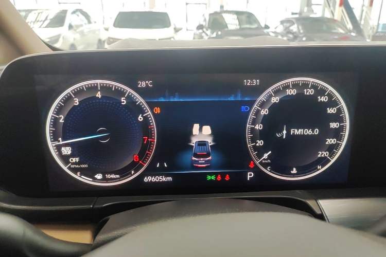 Used Buick GL8 2021 ES Land Cruiser 653T Luxury Edition Instrument Cluster