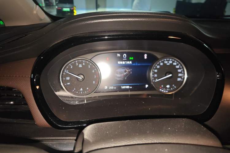 Used Buick GL8 2021 Land Cruiser Executive Class 652T Luxury Model Instrument Cluster