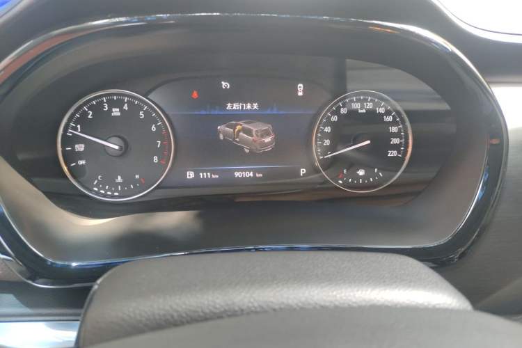Used Buick GL8 2021 Land Cruiser Executive Class 652T Luxury Model Instrument Cluster