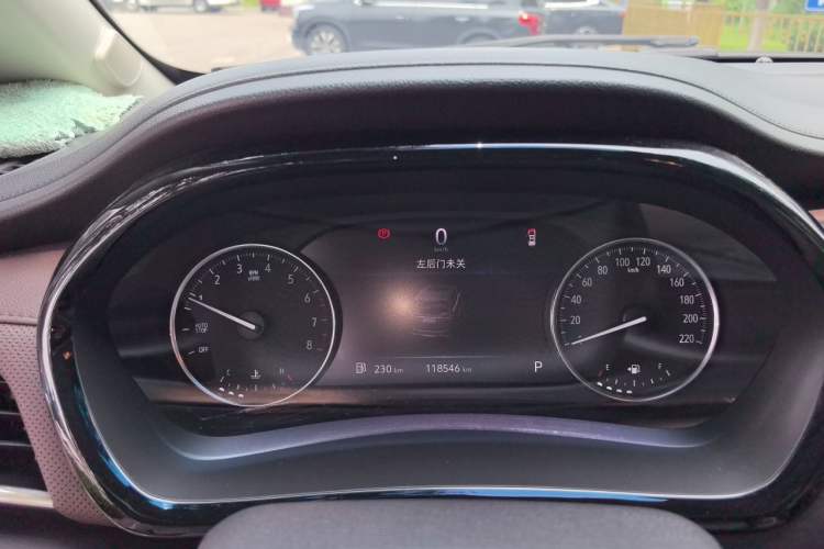 Used Buick GL8 2021 Land Cruiser Executive 652T Premium Model Instrument Cluster