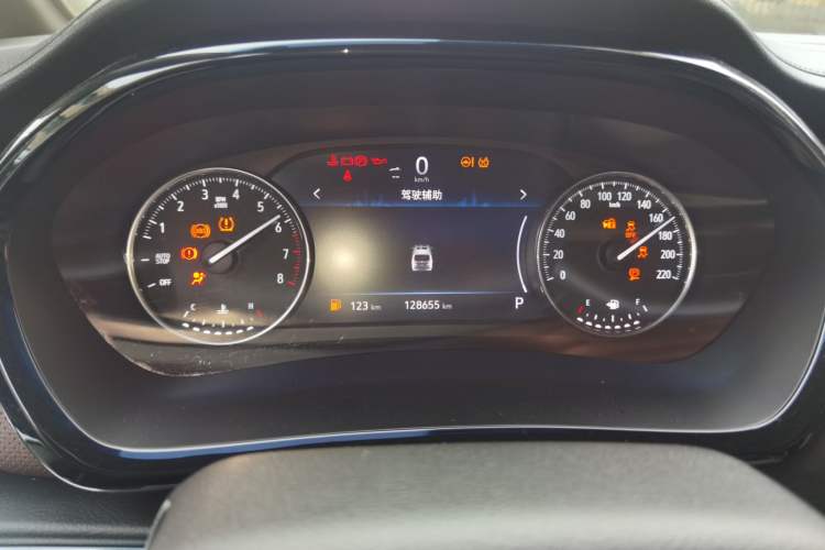 Used Buick GL8 2021 Land Cruiser Executive Class 652T Luxury Model Instrument Cluster