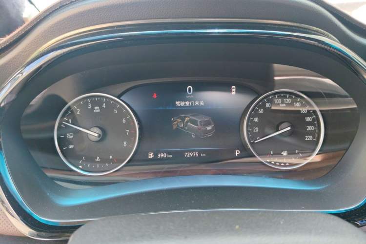 Used Buick GL8 2021 Land Cruiser Executive Class 652T Luxury Model Instrument Cluster