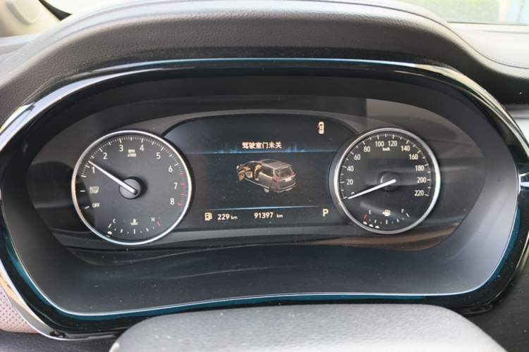 Used Buick GL8 2021 Land Cruiser Executive Class 652T Comfort Model Instrument Cluster