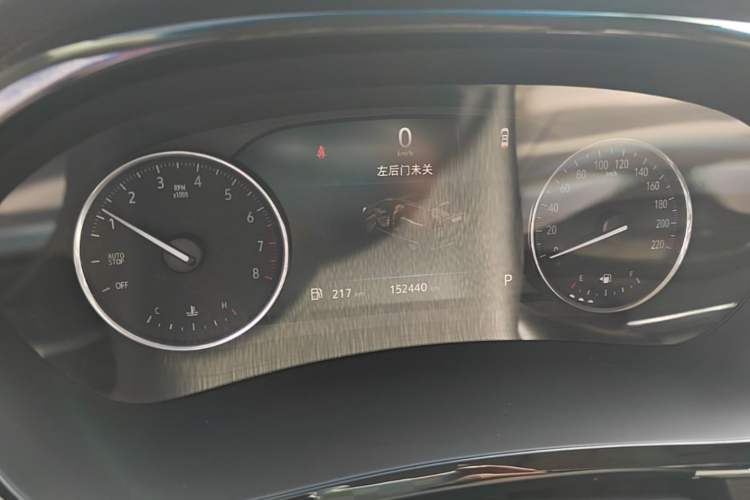 Used Buick GL8 2021 Land Cruiser Executive Class 652T Luxury Model Instrument Cluster