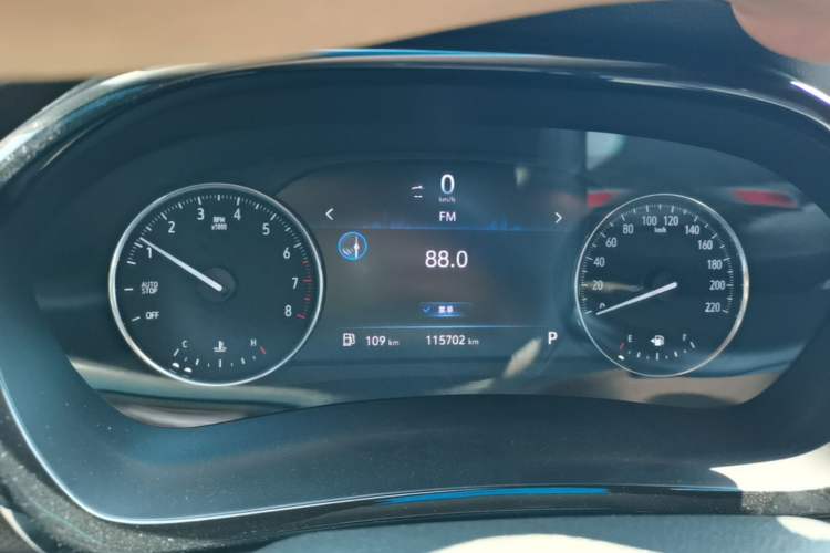 Used Buick GL8 2021 Land Cruiser Executive Class 652T Smart Luxury Model Instrument Cluster