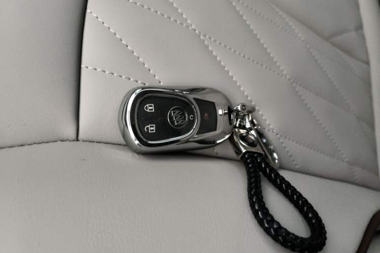 Used Buick GL8 2021 Land Cruiser Executive Class 652T Comfort Model Interior 1