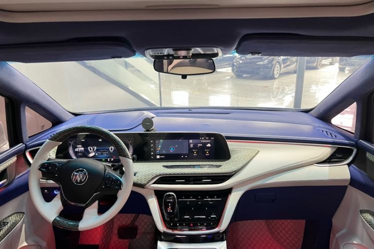 Used Buick GL8 2021 ES Landtrek 653T Comfort Edition Interior 1