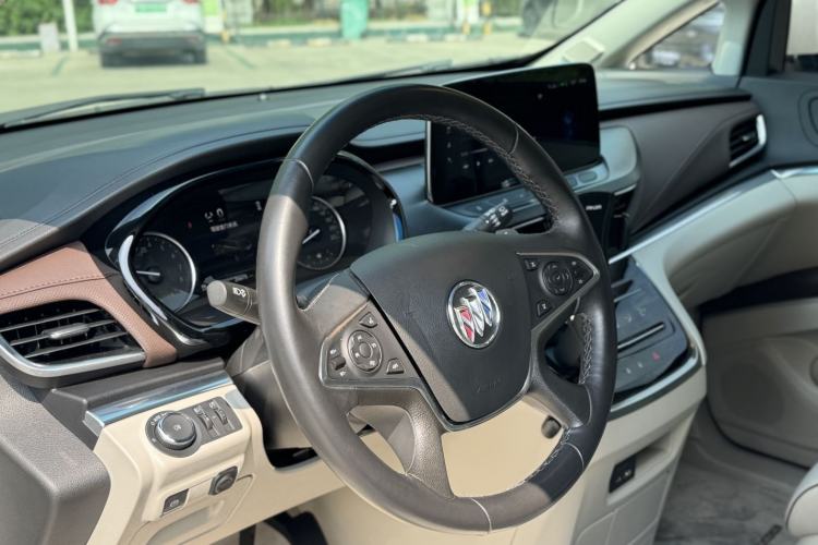 Used Buick GL8 2021 Land Cruiser Executive Class 652T Smart Luxury Model Interior 1