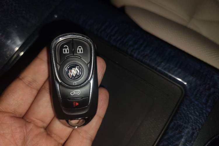 Used Buick GL8 2021 ES Landtrek 653T Comfort Edition Interior 1