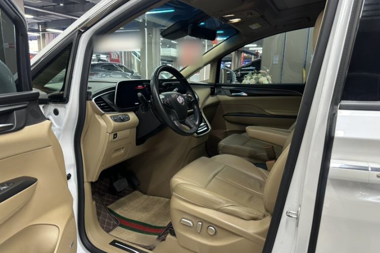 Used Buick GL8 2021 ES Land Cruiser 653T Flagship Model Interior 1