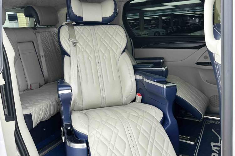 Used Buick GL8 2021 ES Landtrek 653T Comfort Edition Interior 3